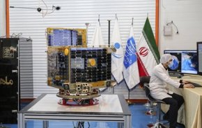 القمر الإصطناعي الايراني 'ظفر 2' جاهز للاطلاق