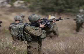 اصابة فلسطيني برصاص الاحتلال واعتقال 16 شابا في الضفة الغربية