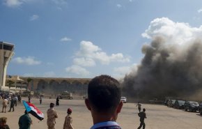 بيان رسمي من مصر بشأن تفجیرات مطار عدن
