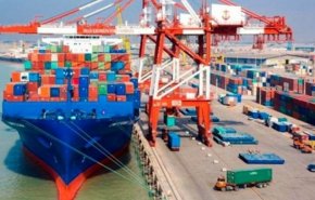 تفريغ وشحن مايزيد عن 25 مليون طن من السلع في ميناء الامام الخميني (ره)