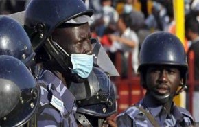 بالفيديو.. مقتل مواطن برصاص الشرطة شمال السودان