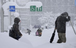 برف دستکم ۱۰ ژاپنی را کشت و صدها زخمی بر جا گذاشت + عکس و فیلم