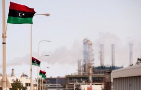 نیروهای خلیفه حفتر مجوز صادرات نفت لیبی را صادر می کنند