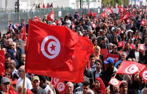 ثورة تونس في ذكراها العاشرة بين النجاحات والإخفاقات