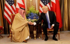 ترامب يمنح ملك البحرين وسام الاستحقاق بدرجة قائد أعلى!
