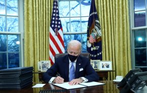 بايدن يلغي مرسوم ترامب حول دخول مواطني بعض البلدان المسلمة الأراضي الأمريكية