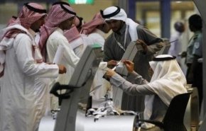 خروج 257 ألف أجنبي ودخول 82 ألف سعودي لسوق العمل