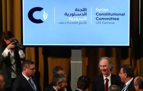 استقالة عضو في اللجنة الدستورية السورية