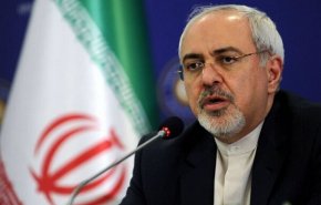 ظريف: واشنطن هي التي انسحبت من الاتفاق النووي مع إيران