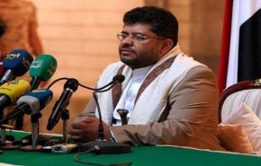 كيف علق الحوثي على إعلان بريطانيا التبرع بلقاحات كورونا لليمن ؟
