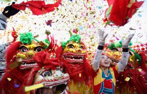 الصين تحتفل بسنة الثور و تبشر مواليد هذه السنة!