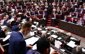البرلمان السوري يقر عدداً من مشاريع القوانين منها إحداث مصارف
