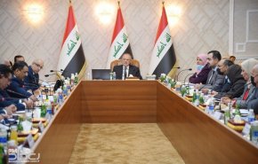 وزير المالية العراقي يعلق على تغيير سعر الصرف