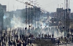 العراق..جرحى في تجدد اشتباكات 'الناصرية' وتظاهرات أخرى في 'الديوانية'
