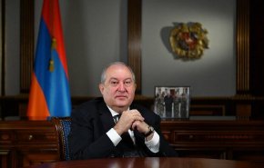 رئیس جمهوری ارمنستان با برکناری فرمانده ارتش مخالفت کرد