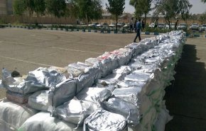 ضبط أكثر من 700 كيلوغرام مخدرات في جنوب شرق إيران