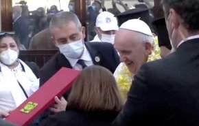 قطعة من العراق سترافق البابا إلى الفاتيكان!