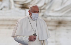 البابا فرنسيس: العالم لا يغيّر بالسلطان أو بالقوة