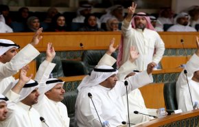 تحويل رئيس مجلس الأمة الكويتي السابق إلى النيابة بسبب كورونا