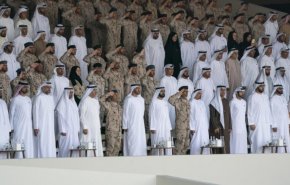 فساد يخيم على صفقات عسكرية بين الإمارات ودولة إفريقية