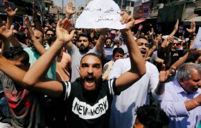 الأردن يفرض قيوداً على الإنترنت لتعطيل الاحتجاجات