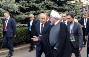 الرئيس الايراني يتلقى برقية تهنئة من بوتين بمناسبة النوروز