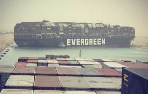 كشف أسباب تعطل حركة الملاحة في قناة السويس