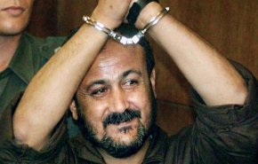 الاحتلال يرفض السماح لحسين الشيخ بزيارة البرغوثي في سجنه