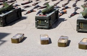 بالصور.. الجيش السوري يضبط صواريخ و أسلحة بكميات كبيرة في درعا