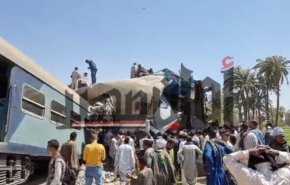 الكشف عن مفاجأة جديدة بشأن حادث قطاري سوهاج بمصر

