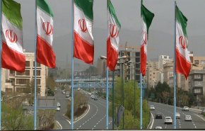 إيران تحتفل بذكرى تأسيس الجمهورية الإسلامية في الأول من نيسان/أبريل + فيديو