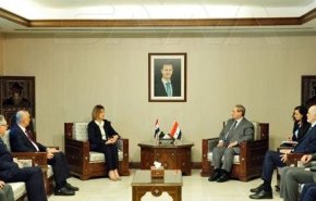 المقداد يبحث مع وزيرة الهجرة العراقية سبل التعاون المشترك