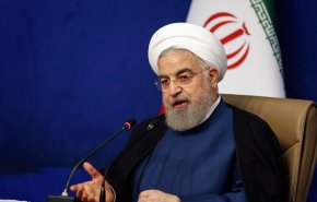 الرئيس روحاني: العمل على رفع الحظر من برامج الحكومة لتحقيق شعار العام
