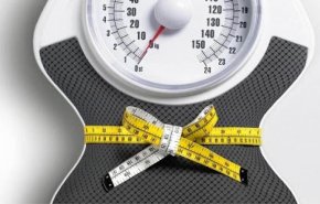 قياس الوزن اليومي والشهري.. أيهما أفضل والوقت الأنسب لذلك