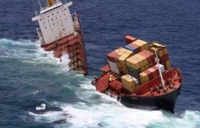 إندونيسيا.. 17 شخصا فقدوا اثر تصادم مركب صيد وسفينة في بحر جاوة