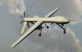 الطائرات اليمنية المسيرة تستهدف مرابض طائرات حربية بمطار جيزان
