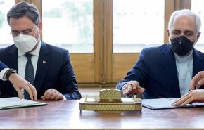 توقيع مذكرة تفاهم للتعاون بين وزارتي خارجية إيران وصربيا