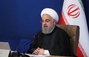 روحاني : لن نتوقف لحظة واحدة من أجل انتزاع حقوق الشعب الإيراني