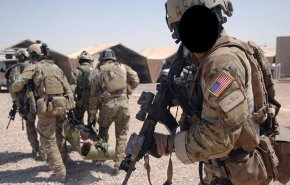 البحرية الأمريكية تعلن مقتل أحد جنودها وإصابة 3 آخرين في اليمن
