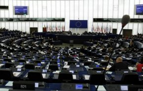 البرلمان الأوروبي يقترح التخلي عن الغاز الروسي في حال 