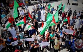 مسيرات حاشدة بغزة ترفض تأجيل الانتخابات
