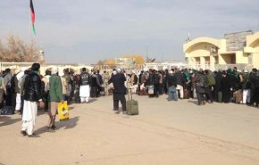 ايران تغلق منفذ دوغارون الحدودي مع افغانستان بسبب كورونا