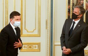 أوكرانيا تدعو الناتو إلى تعزيز تواجده العسكري على الحدود الروسية
