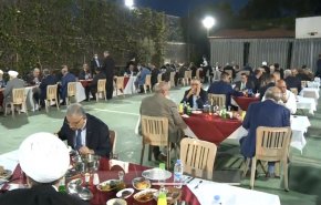 شاهد: السفارة الايرانية بلبنان تقيم مأدبة افطار عشية يوم القدس العالمي 