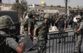قوات الاحتلال تغلق شوارع القدس القديمة أمام المقدسيين