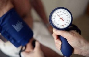 أربع علامات نادرة لارتفاع ضغط الدم شديد الخطورة