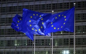 الاتحاد الأوروبي يمدد عقوبات ضد مواطنين روس
