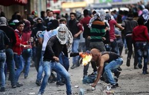 خیزش فلسطینی‌ها در کرانه باختری؛ تمامی شهرها صحنه درگیری با صهیونیست‌هاست
