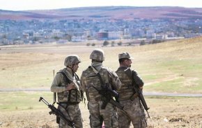 اشتباكات بين سوريين والجندرما التركية..ومصادر تكشف السبب