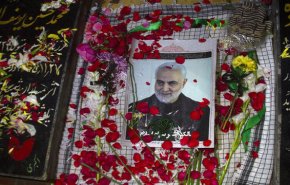 حفل لإنتصار المقاومة الى جوار مرقد الشهيد قاسم سليماني